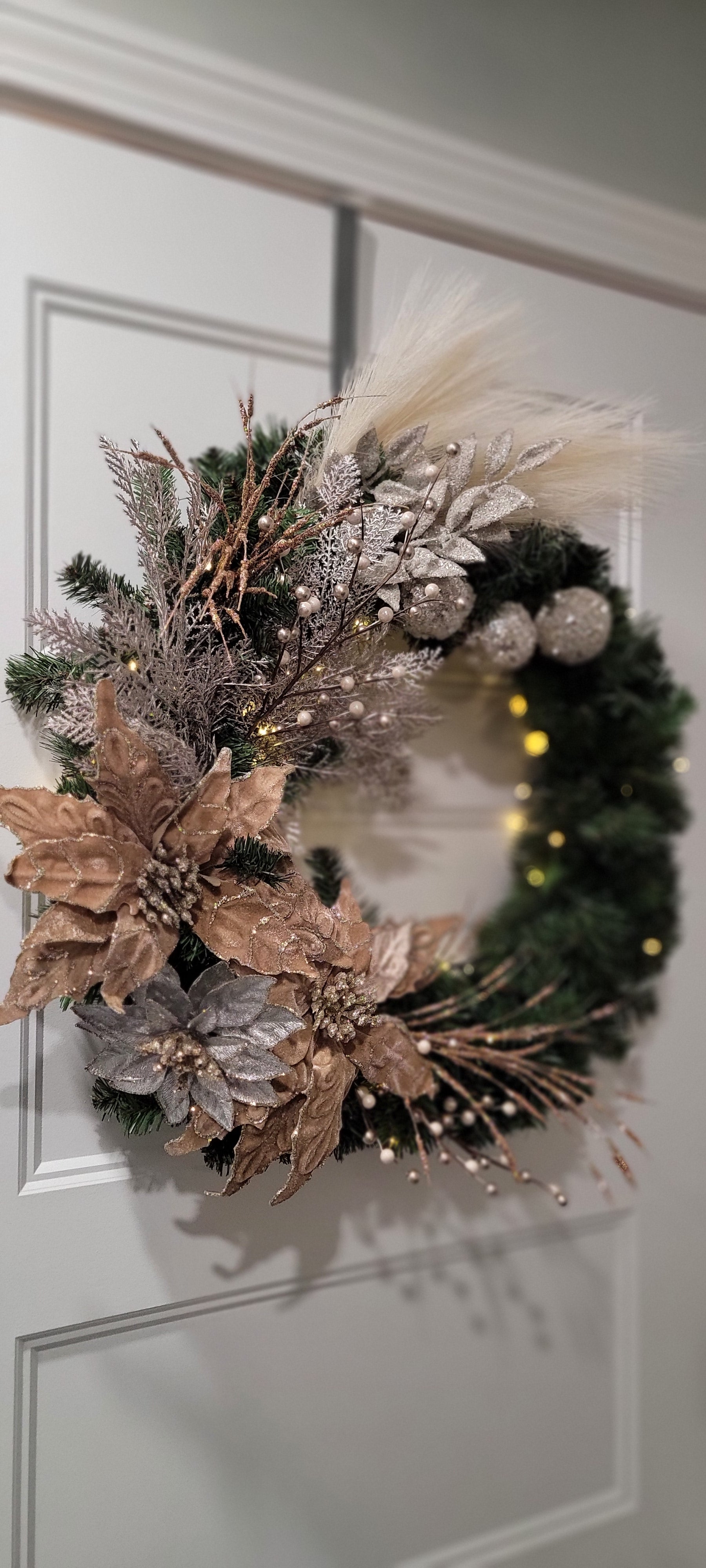 Champagne Christmas Wreath